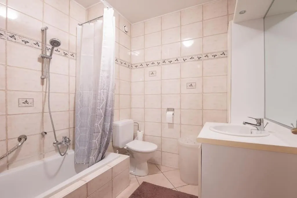 Appartement Met Groot Terras Aan De Zee Ostend Belgium