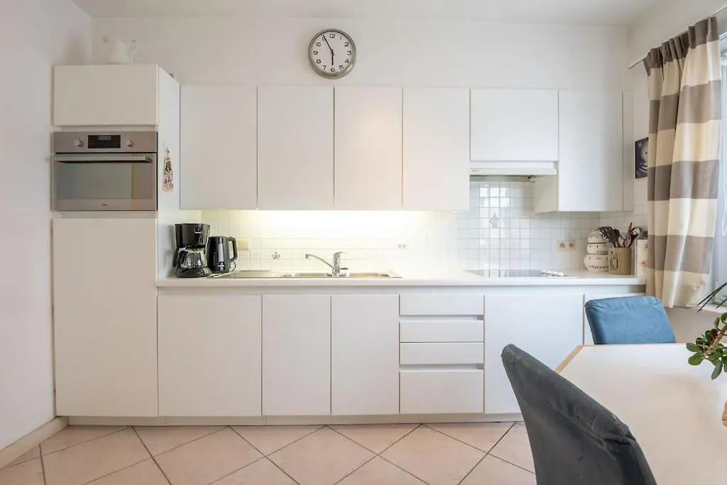Appartement Met Groot Terras Aan De Zee Ostend Apartment