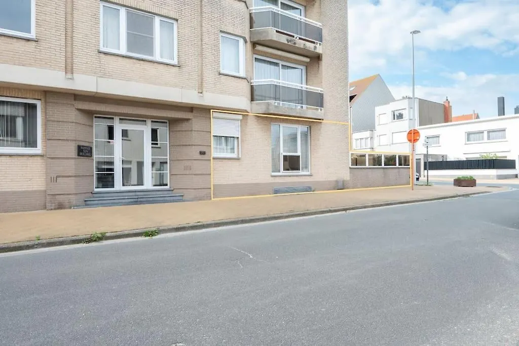Appartement Met Groot Terras Aan De Zee Ostend