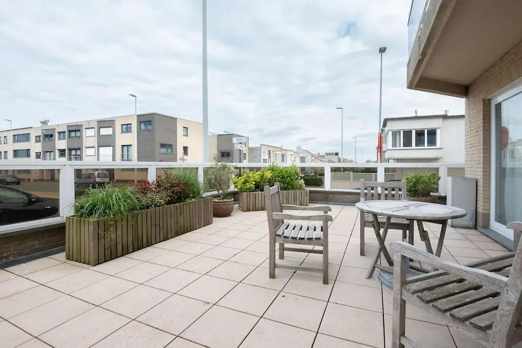 Appartement Met Groot Terras Aan De Zee Ostend Apartment